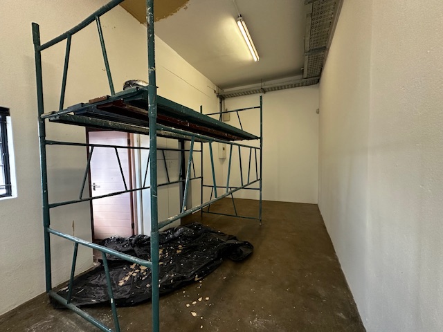 To Let Commercial Property for Rent in Maitland Western Cape